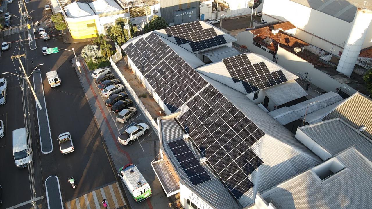 ENERGIA SOLAR COMERCIAL